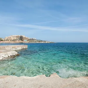 Gasthuis Shoreline, San Ġiljan